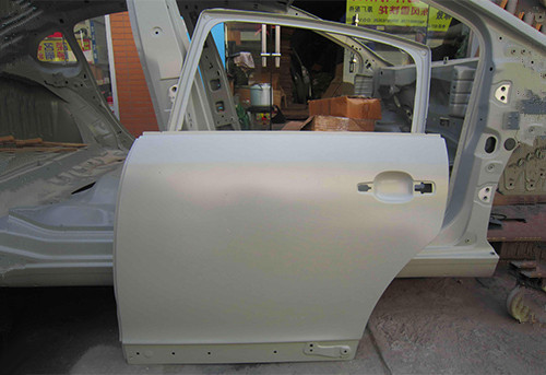 世嘉后車(chē)門(mén)